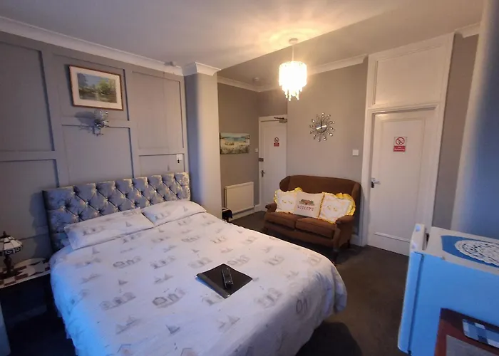 Newton House Bed & Breakfast Torquay